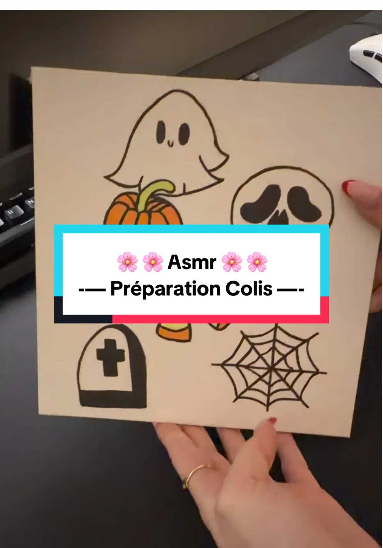 Vignette de la vidéo « Un colis d’Halloween, en ASMR » de Natsumi